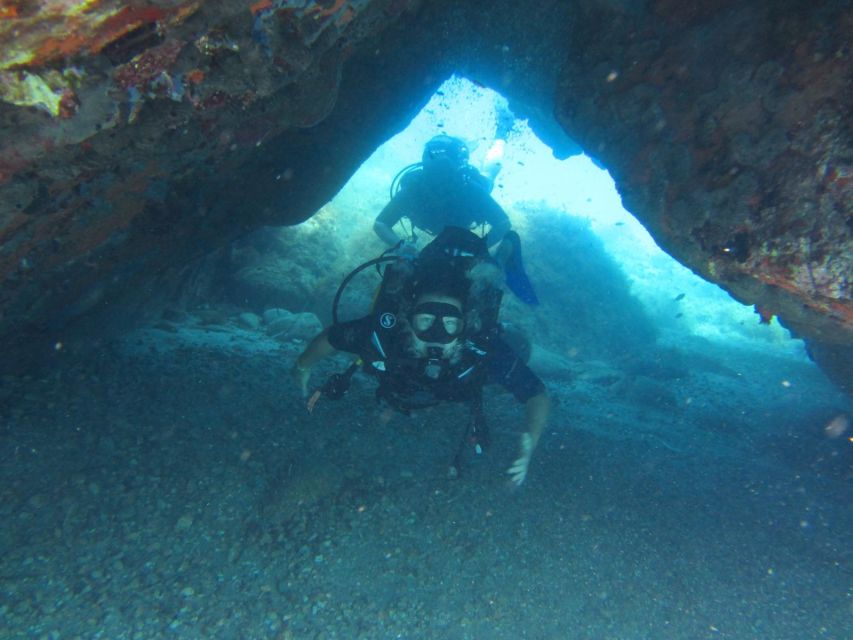 Mykonos: Scuba Diving Mini Program for Beginners - Getting to Lia Beach: Your Transportation Options and Timing