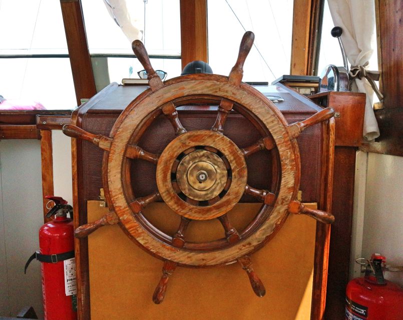 Mykonos: South Beaches Cruise - Boarding on a traditional wooden caique: the ride and the feel