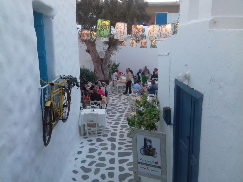 Naxos Castle Walking Tour and Sunset at the Portara - Naxos Town streets: your quick orientation with real context