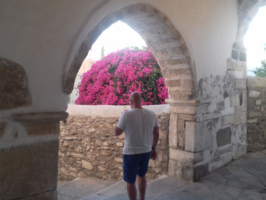 Naxos Castle Walking Tour and Sunset at the Portara - Price and value: what $35 really buys you