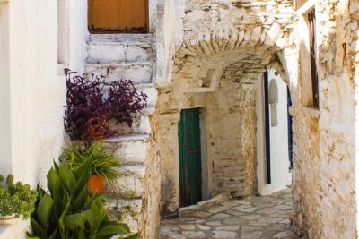 Naxos Villages Food Tour - Stop 1: Kourounochori and the olive grove tasting