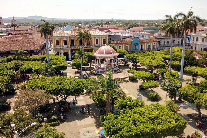Nicaragua One Day Expedition from Costa Rica - Border crossing support that saves your day