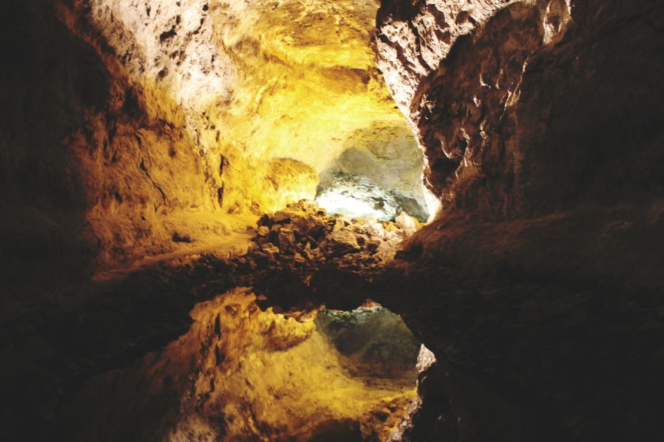 North Lanzarote: Cave, Jameos del Agua, and Viewpoint - Getting to North Lanzarote: pickup that keeps the day easy