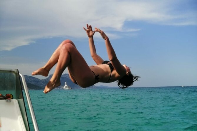 One day tour in rubber dinghy in the Gulf of Orosei with Skipper - Quick highlights before you go