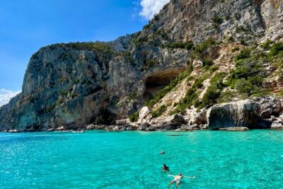 One day tour on the coast of Baunei - Stop 1: Cala Mariolu for a real beach reset