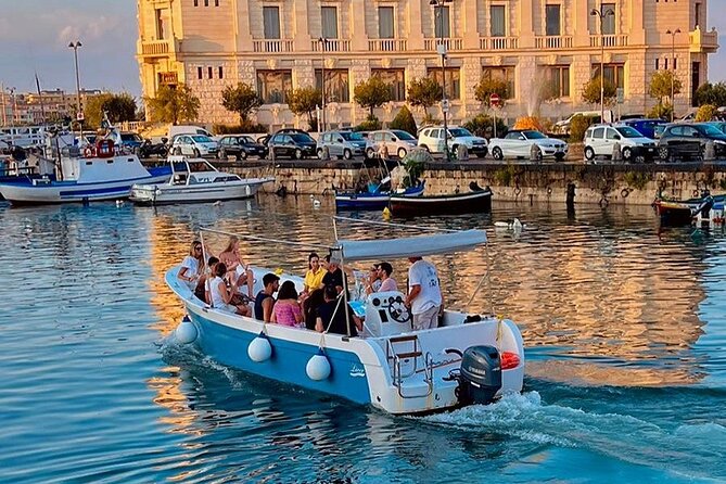 Ortigia Island and Sea Caves Boat Tour with Prosecco - Key points worth knowing before you go