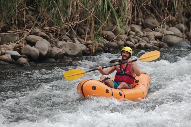 Packraft in Rio Tres Amigos - Where the Tres Amigos packraft day starts near La Fortuna