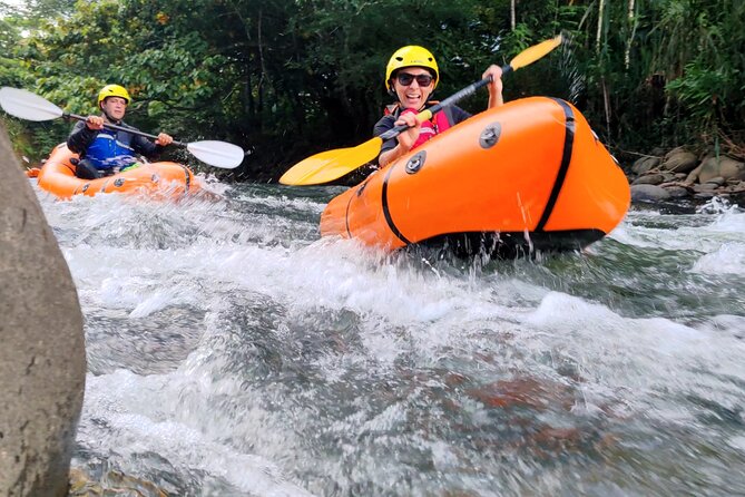 Packraft in Rio Tres Amigos - Class II and II+ rapids: how the thrill feels without going off the rails