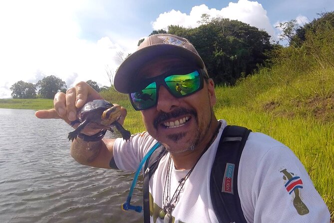 Paddle Board Private Tour Nuevo Arenal, Lake Arenal - Who should book this SUP tour from Nuevo Arenal?