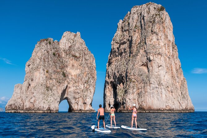 Paddleboard in Capri between caves and beaches. Photos included! - Included Gear, What’s Not Included, and What You Should Bring