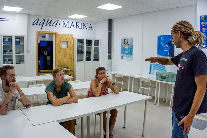 PADI Open Water course in Playa de las Americas - Key highlights at a glance