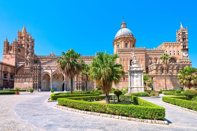 Palermo and Cefalù Day Trip from Taormina - Piazza Bellini to Palermo Cathedral: a fast hit of the best-known landmarks
