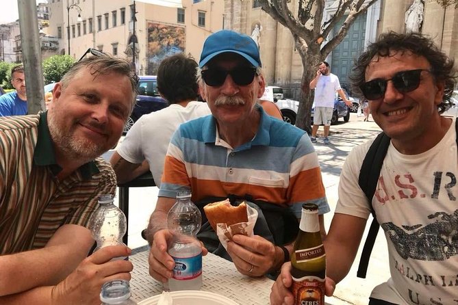 Palermo Food Tour: Discover the typical Street Food with a Chef - Getting Your Bearings: Via Maqueda to a 3-Hour Food Loop