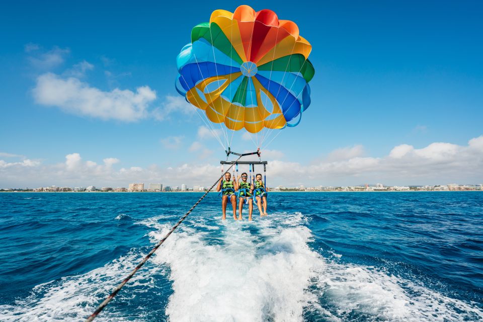 Palma Bay: Parasailing Experience - 10 Minutes at Up to 50 Meters: Day vs Sunset