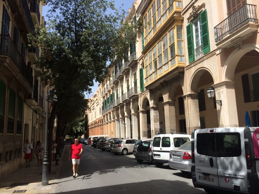 Palma: Culinary Tapas Tour of the Old Town - Es Baluard Fortress: a historic stop before the final stroll