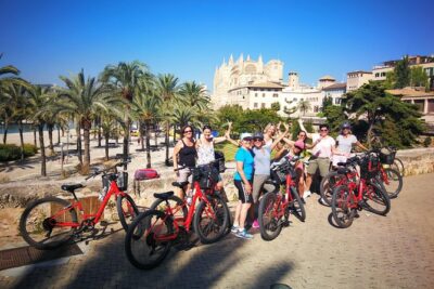 Palma de Mallorca Bike Tour - Parc de la Mar and Passeig des Born: Green Breaks and Café Streets