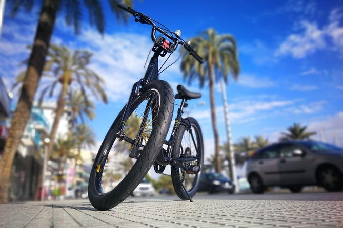 Palma de Mallorca Bike Tour with tapas - The tapas upgrade at Plaza España: what you get and how it fits the day