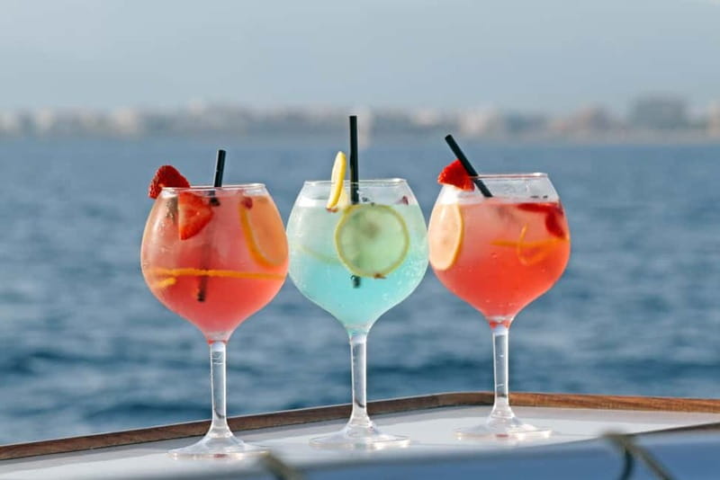 Palma de Mallorca: Deluxe Catamaran Sailing Tour with Meal - Day Tour vs Sunset Tour: pick based on the mood you want