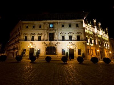 Palma de Mallorca: Old Town Atmospheric Evening Tour - Getting Started Near Parc de la Mar (and Why It Helps)