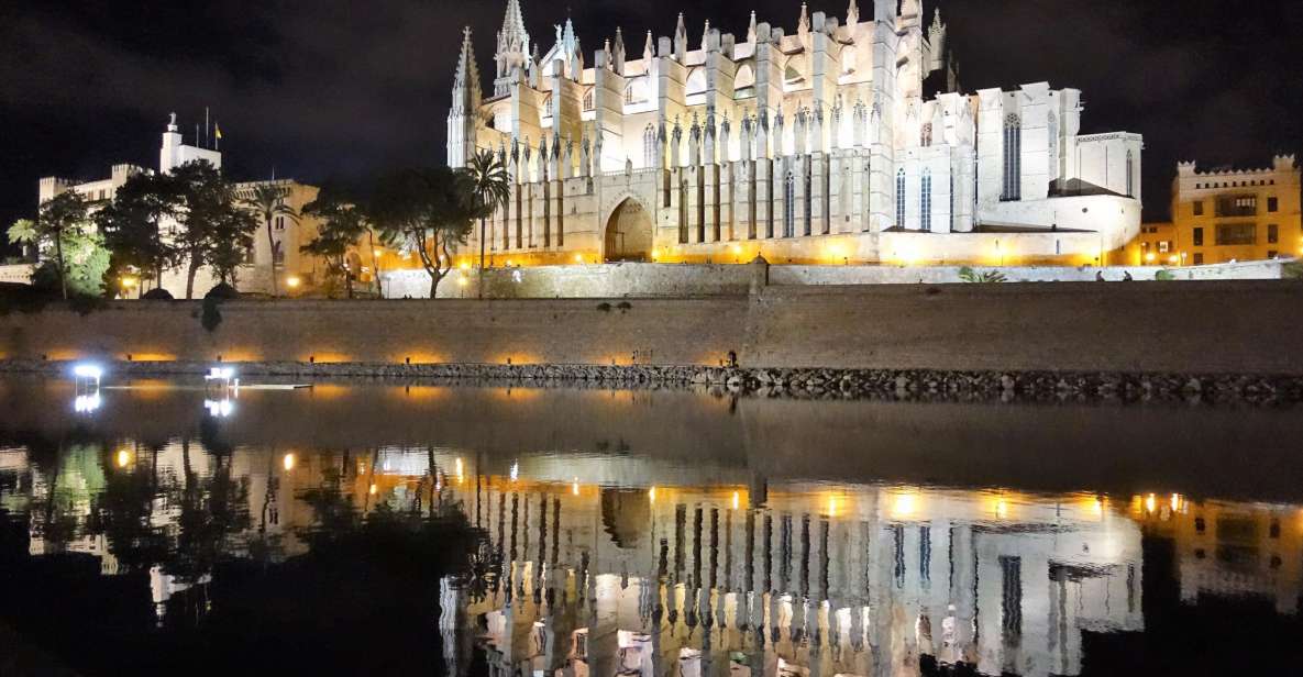 Palma de Mallorca: Old Town Atmospheric Evening Tour - Gerber District Streets and Hidden Stories After Dark