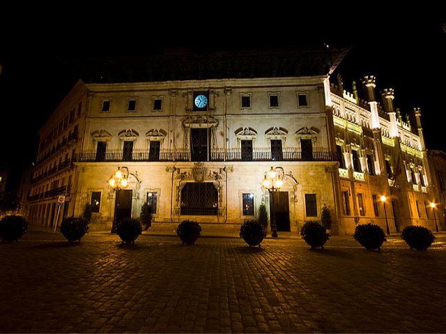 Palma de Mallorca: Old Town Atmospheric Evening Tour - Getting Started Near Parc de la Mar (and Why It Helps)