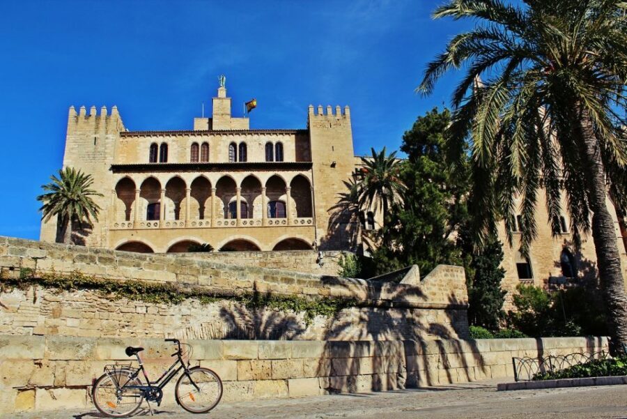 Palma de Mallorca Old Town Guided Bike Tour (Small Groups) - The easy rhythm: how the ride feels in the real streets