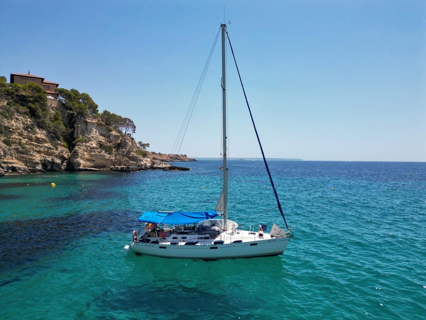 Palma de Mallorca: Sailing Boat Trip with Skipper & Tapas - A private sailing charter on Beneteau Oceanis 390, right in Palma Bay