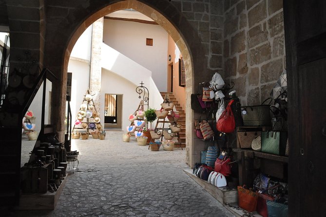 Palma de Mallorca Sightseeing Day Tour - Watch-Outs That Matter on a Hot Day