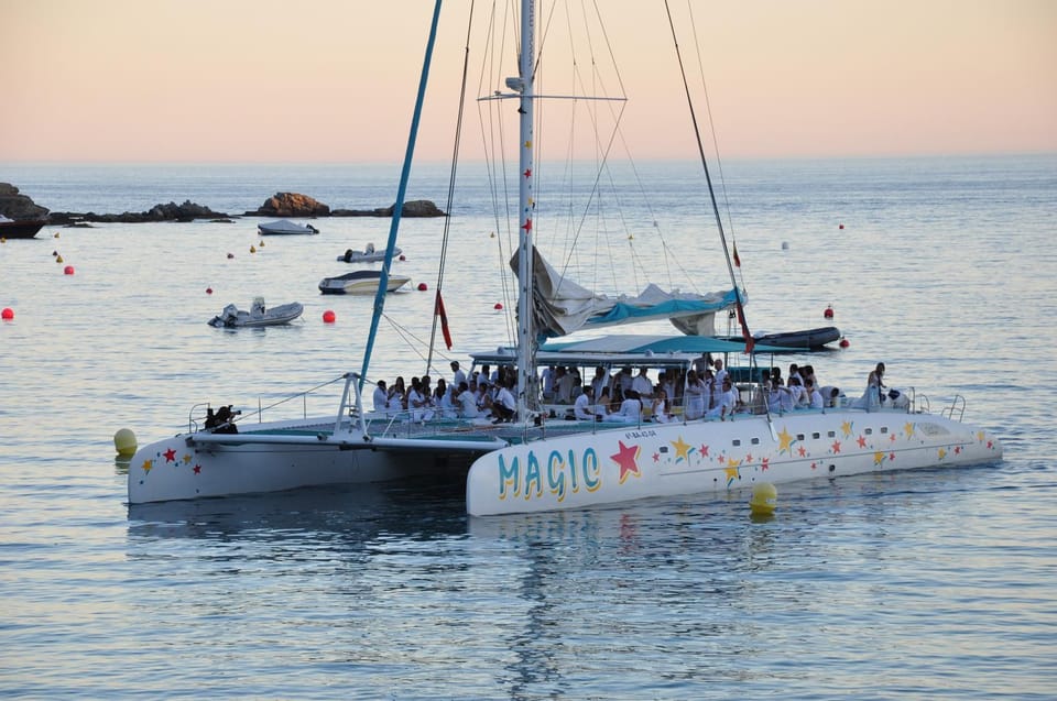 Palma de Mallorca: Sunset Sailing Catamaran Trip with Drink - Key things I’d prioritize before you book