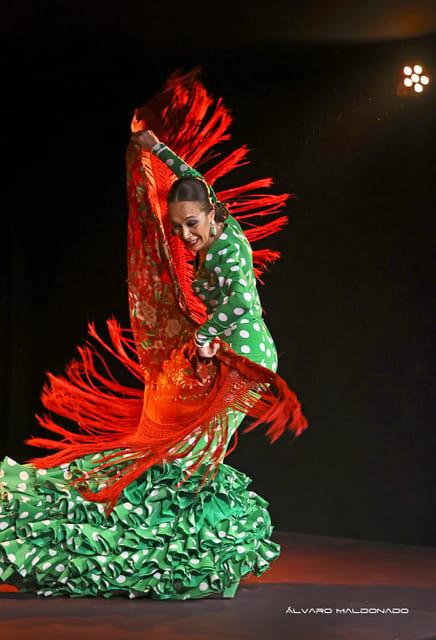 Palma: Flamenco Show at Tablao Flamenco Alma with Drink - Picking the right ticket: drink-only vs. tapas with anchovies