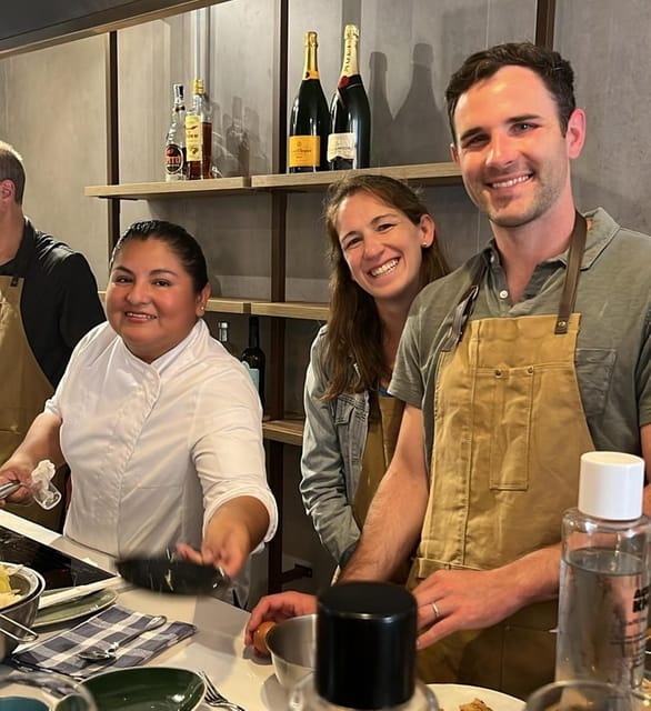 Palma: Mediterranean Cooking Class with Drinks - How the class feels: friendly hosts, small-group energy, real conversation