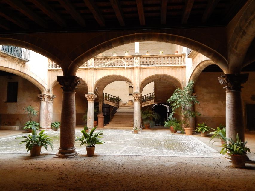 Palma: Old Town Walking Tour & Cathedral Skip-the-Line - Key things I’d circle on your Palma map