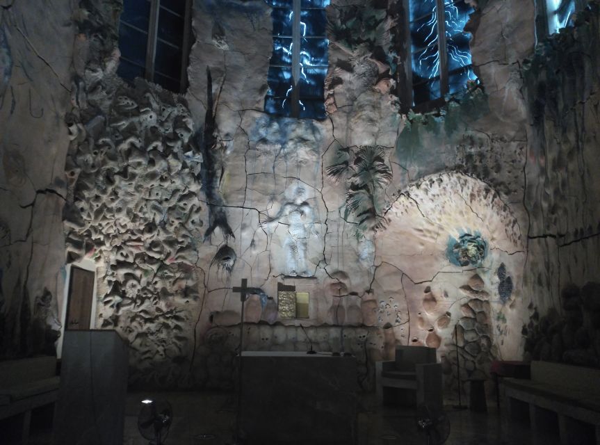 Palma: Old Town Walking Tour & Cathedral Skip-the-Line - La Seu meets local taste: ensaïmada and the market finish