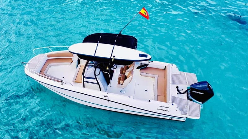 Palma: Private Boat Tour in Mallorca with Snorkel and Paddle - Getting on Board at Club de Mar (and why timing matters)