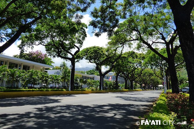 Papeete Walking Tour - Tahiti - The private-tour vibe: small group, room for questions