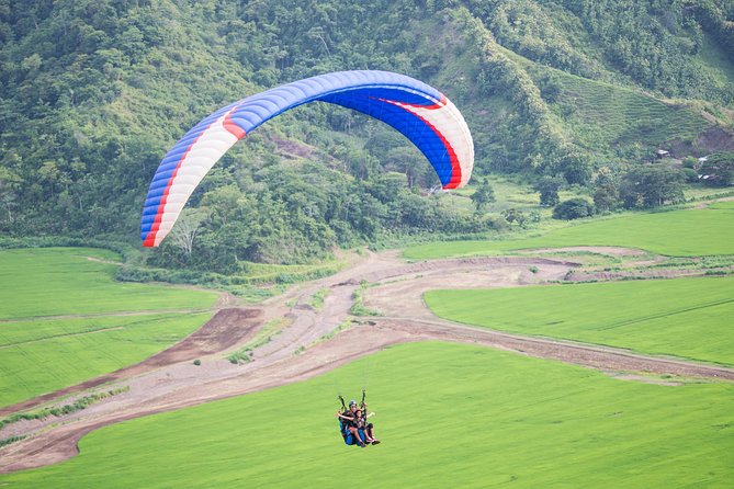 Paragliding Flight Las Terrazas 900 ft minimum guaranteed. - Landing and getting back: what happens in the final minutes