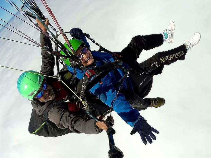 Paragliding in Puerto de la Cruz: start from 2200m high - 25–35 minutes in the air: what you’ll feel, not just what you’ll see