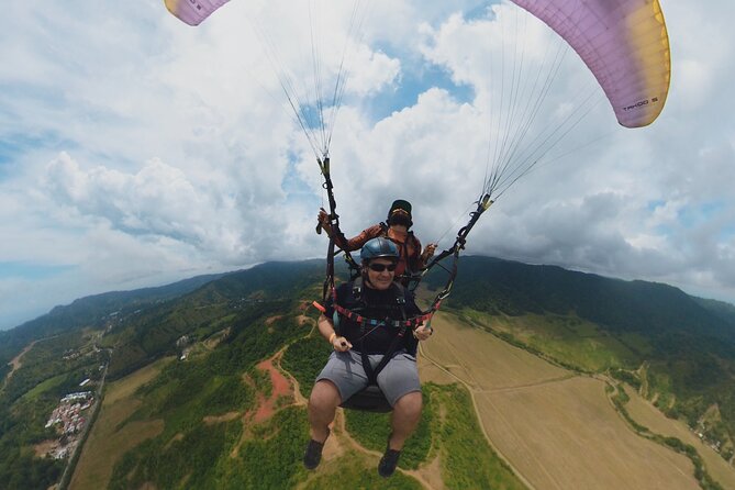 Paragliding tandem flight 1.500 ft & up - From Jaco Beach to Launch: What Happens Before You Fly