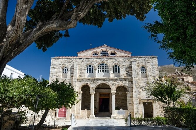 Paros & Antiparos Full-Day Discovery Guided Tour in English - Two islands, eight hours: why this tour works