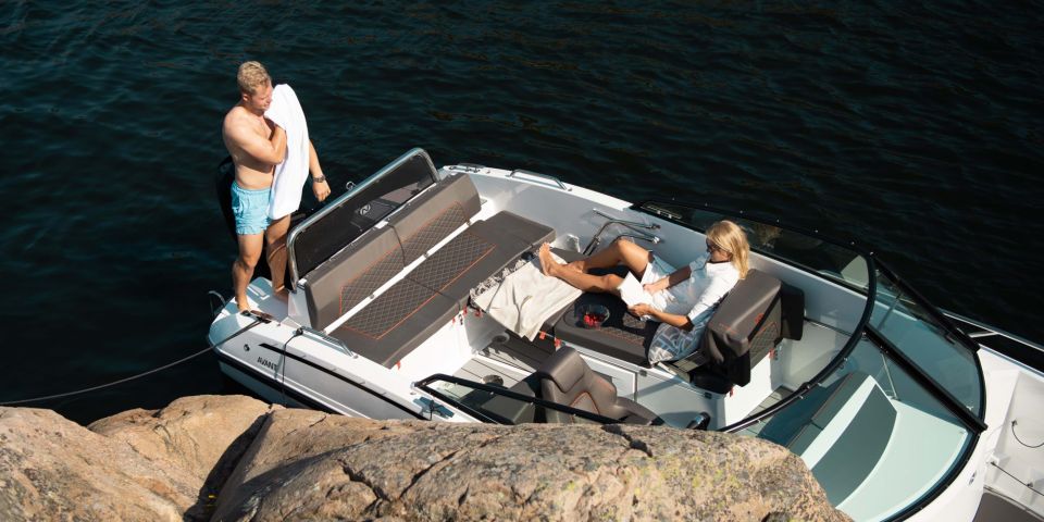 Paros: Antiparos Island and Despotiko Private Boat Trip - Onboard snacks, drinks, and the little comfort wins