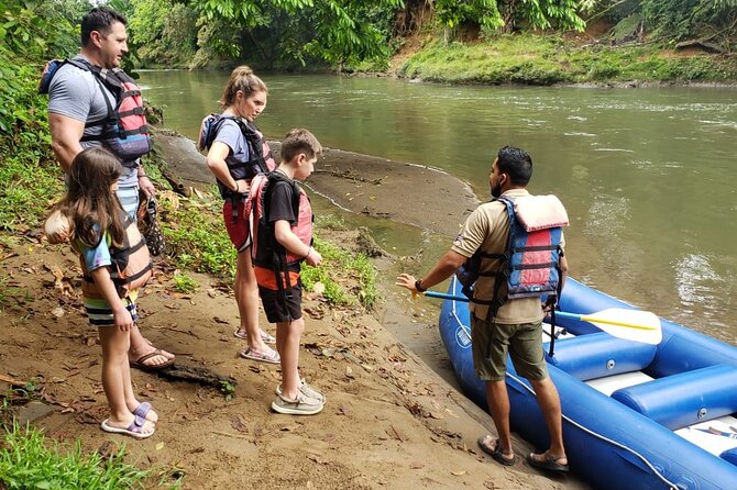 Peñas Blancas River: Wildlife Safari Experience by Raft - A mellow river raft where the wildlife is the main event