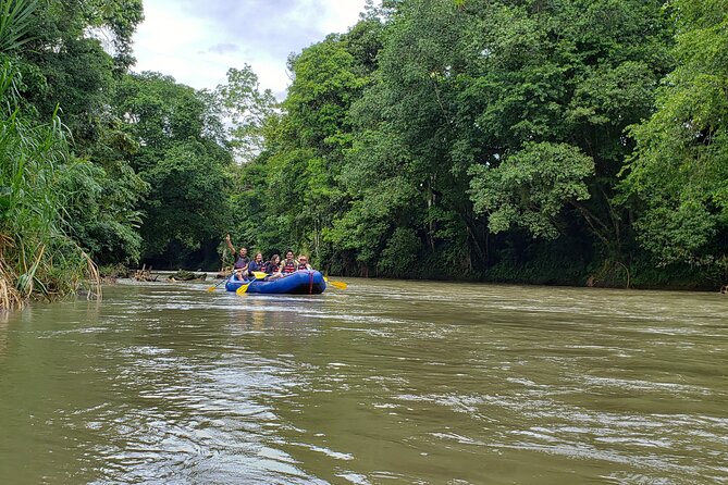 Peñas Blancas River: Wildlife Safari Experience by Raft - La Fortuna Rain Forest Reserve setting: why the surroundings matter
