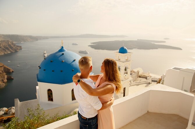 Personal Travel and Vacation Photographer Tour in Santorini - Meet your photographer: friendly, patient, and focused on results
