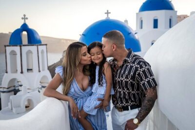 Photoshoot in Santorini Oia - Where you meet: start at the Virgin Mary of the Akathist Hymn Church