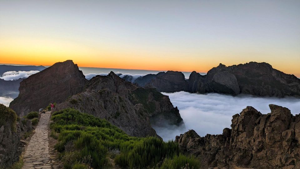 Pico do Arieiro in 4h: Immersive Private Experience (Cabrio) - Stop 1: Camacha for culture and a quick sense of Madeira