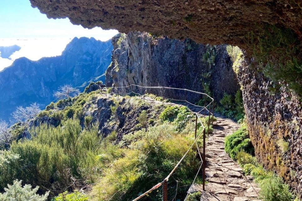 Pico Do Arieiro Pico Ruivo Sunrise or Morning Hike Transfers - Price and value: is $37 really fair for Madeira’s high-trail access?