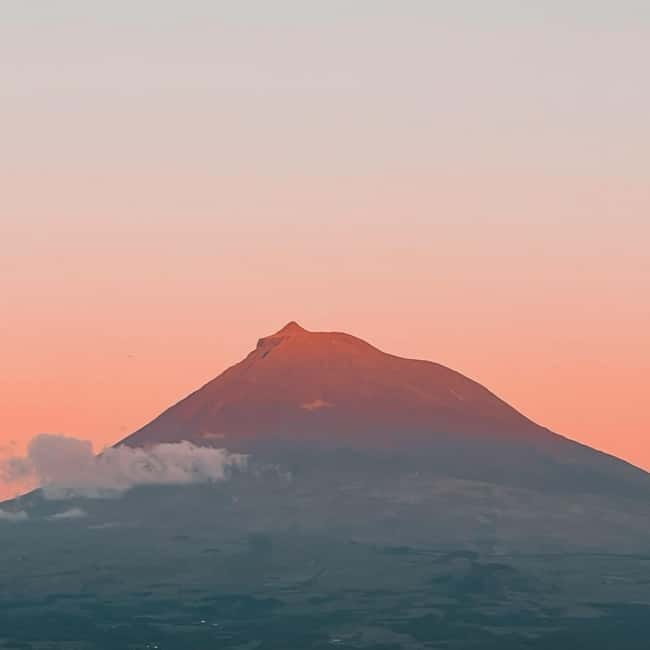 Pico Mountain Climb: Portugal’s Highest Point - 2351 meters - Mountain House check-in and the safety briefing that sets the tone