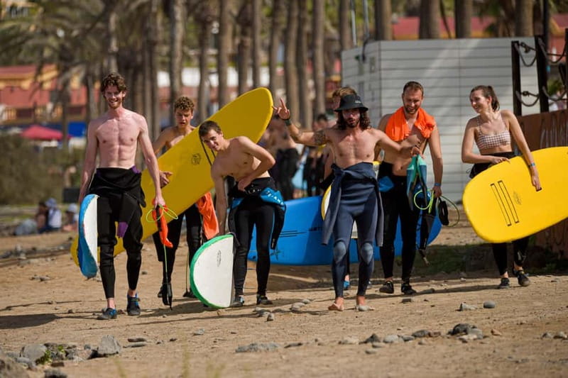 Playa de las Americas: lezione di surf con tutto incluso - Ika Ika Surf School: ISA-certified coaching and a safety-first vibe