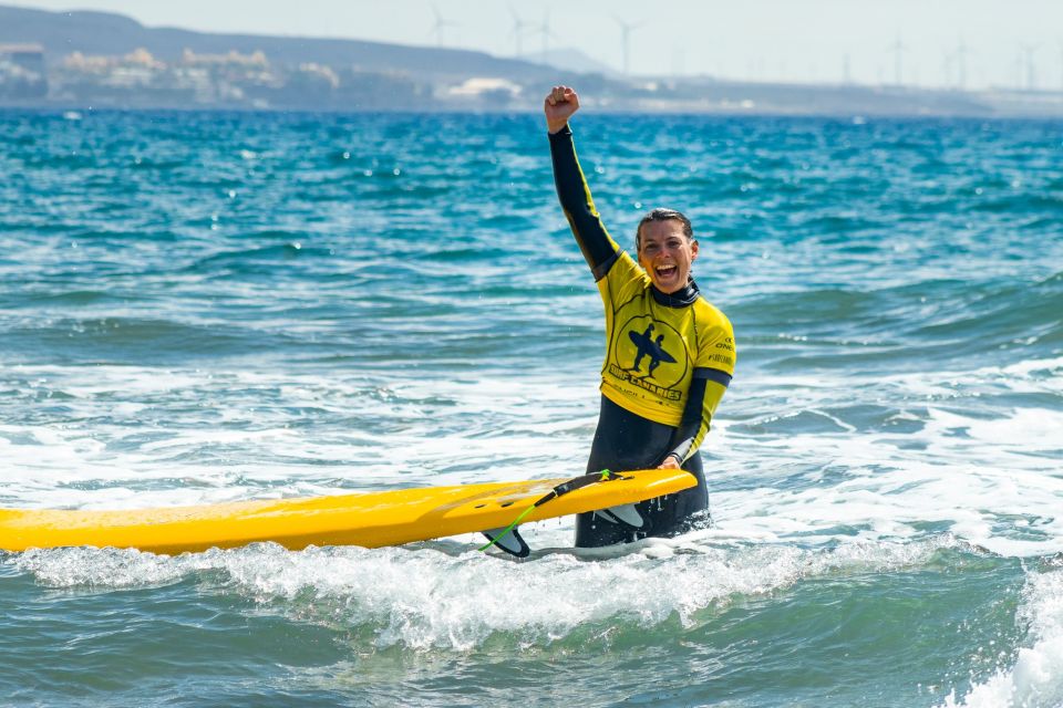 Playa del Inglés Maspalomas: High Quality Surf Classes - The 4-hour flow: from check-in to your first rides