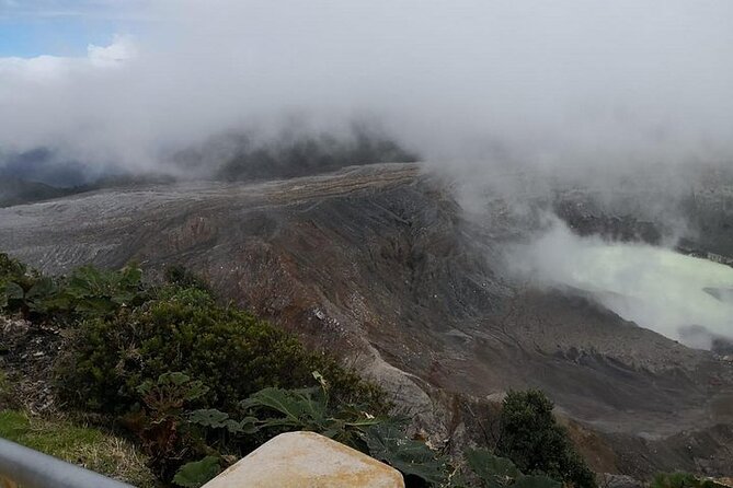 Poas Volcano waterfalls and coffee tour from from San Jose - San José to Poás Volcano: when weather runs the show